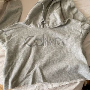 Calvin Klein Cropped hoodie size large